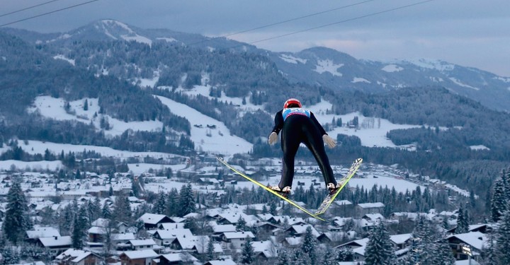Mužskí skokani začnú v Ruke, ženy v Lillehammeri